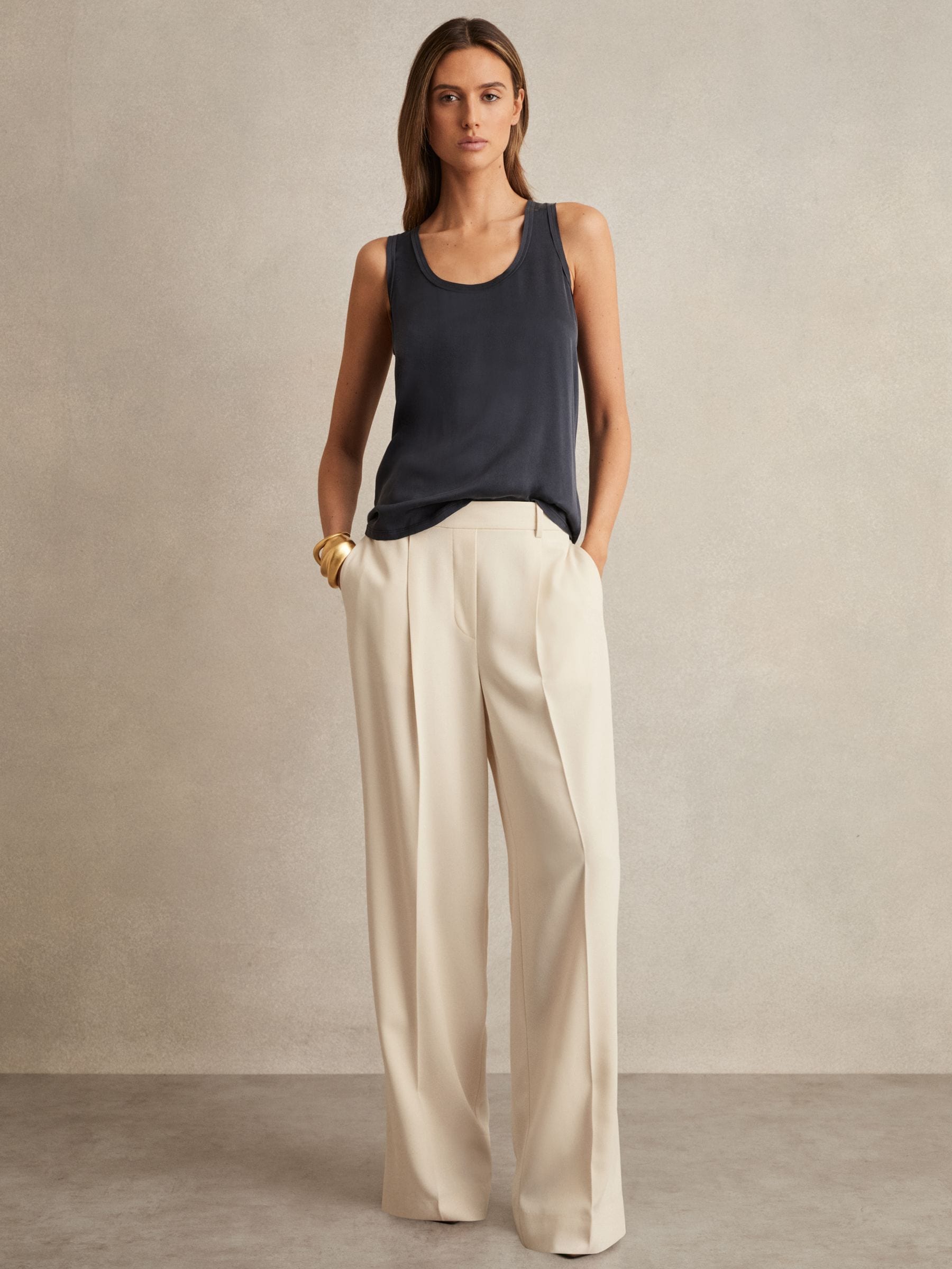 garment main image