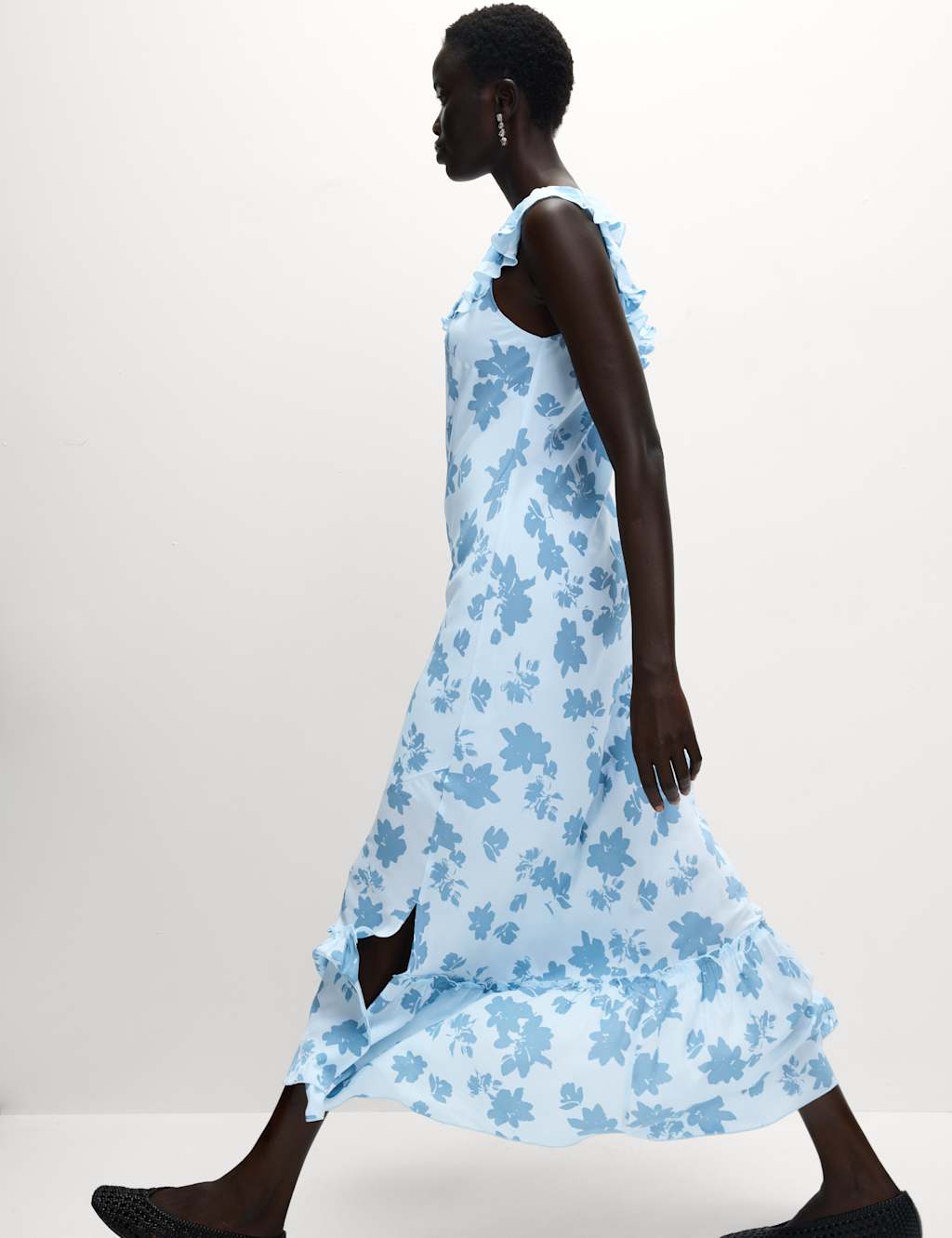 garment main image