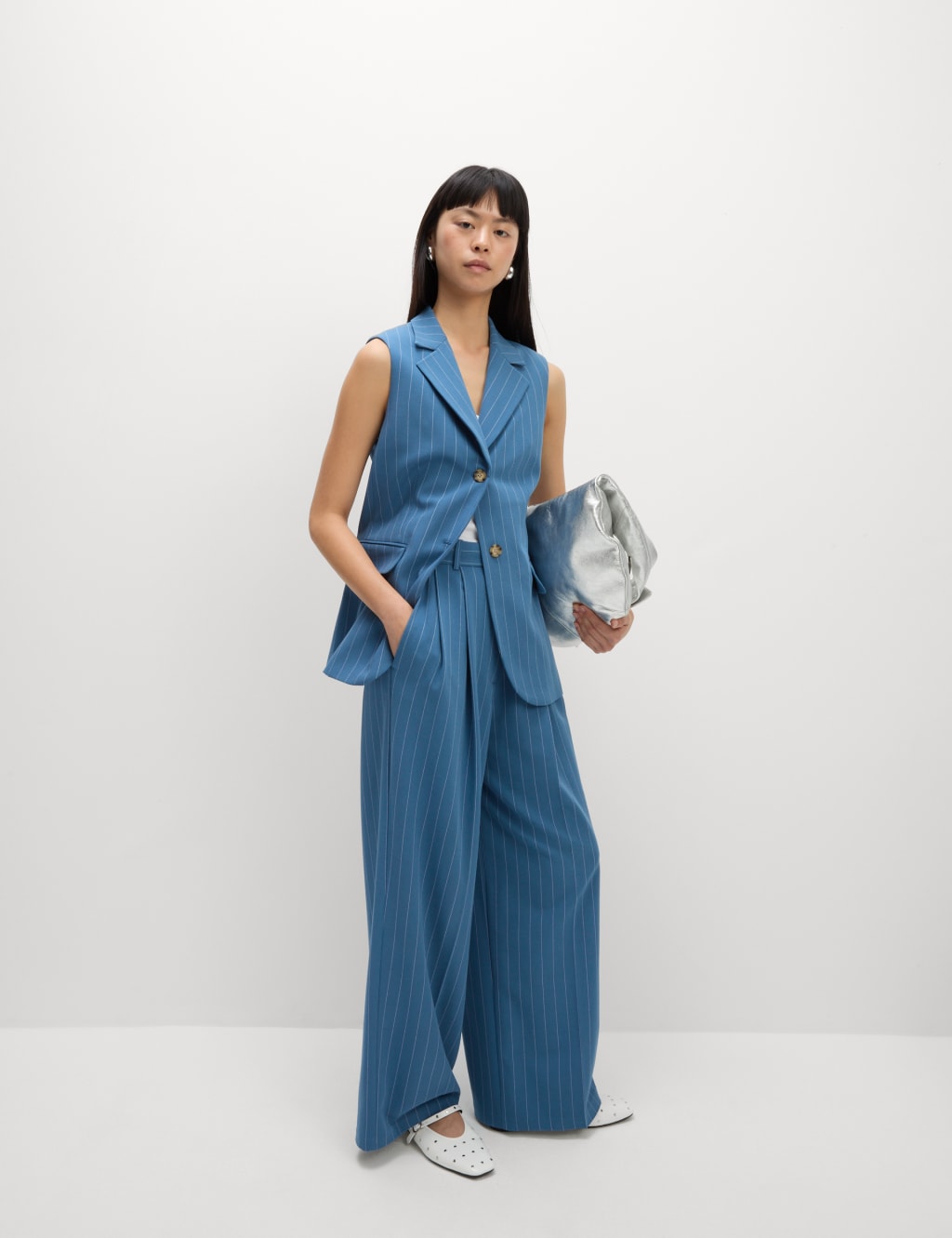 garment main image