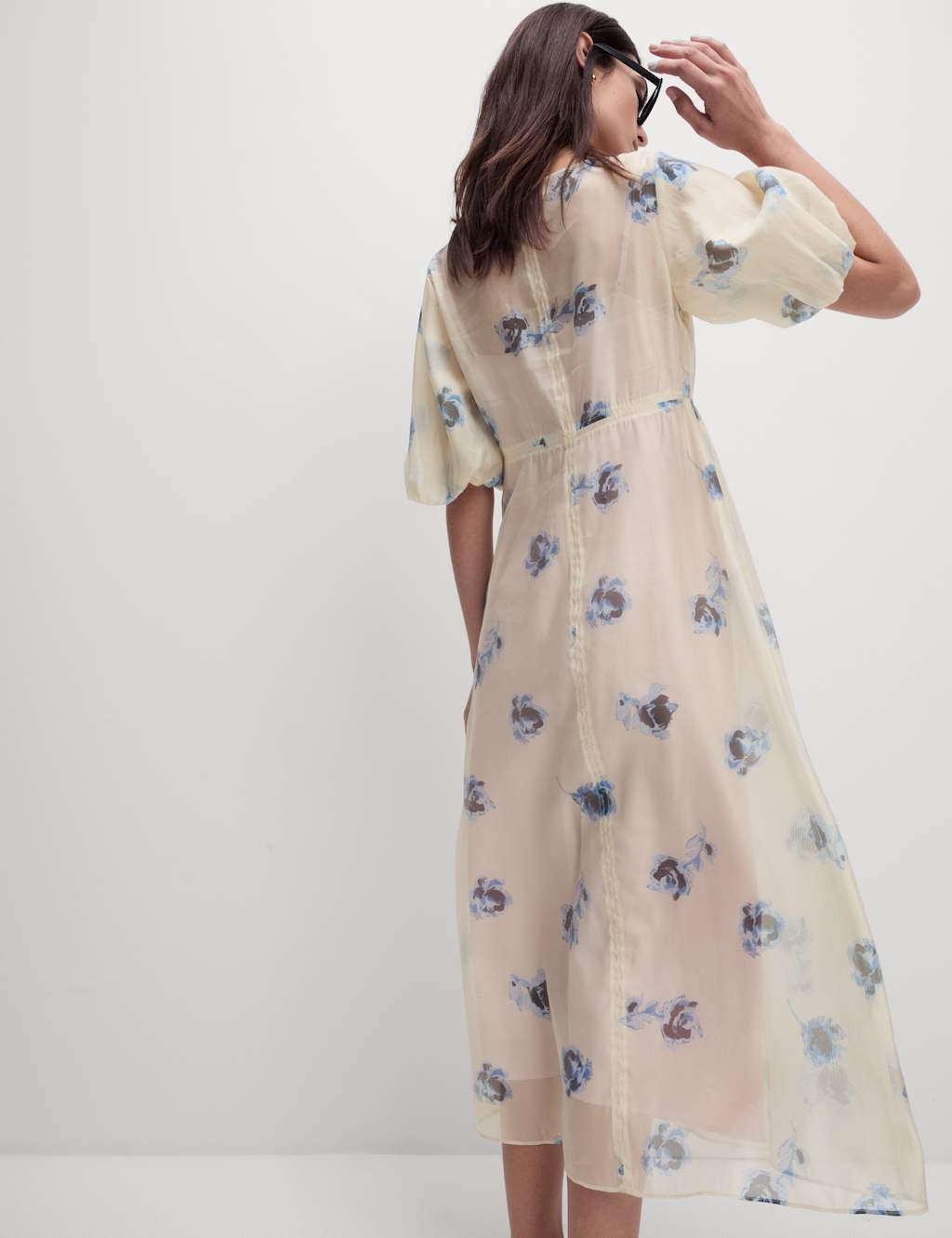 garment main image