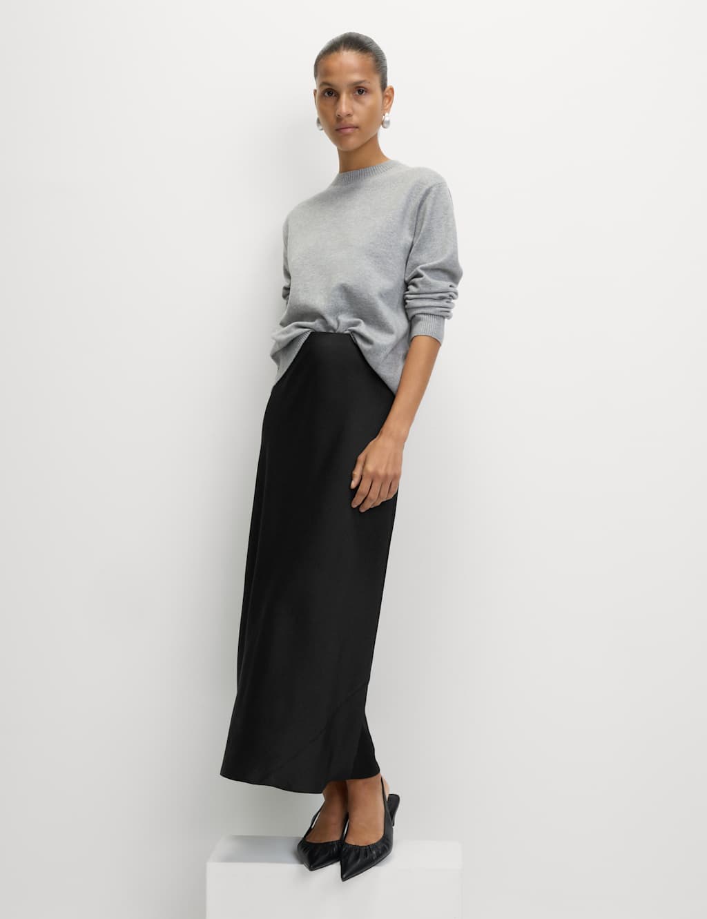 garment main image